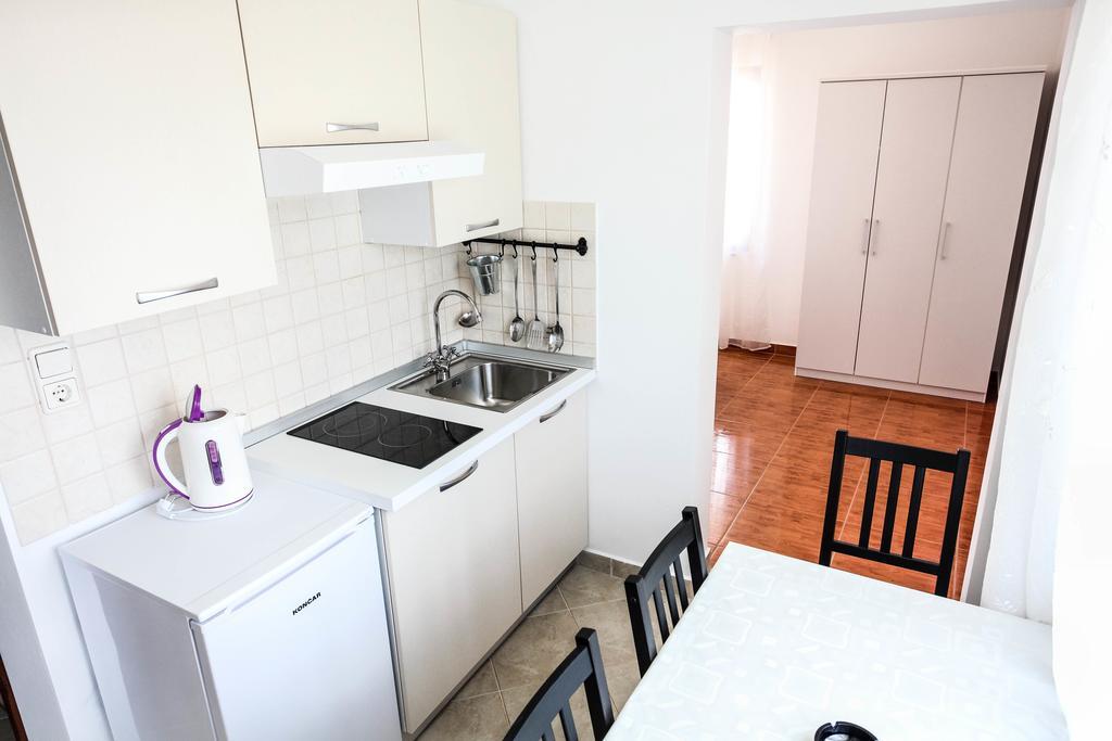 Apartments Rajna Zaboric Oda fotoğraf