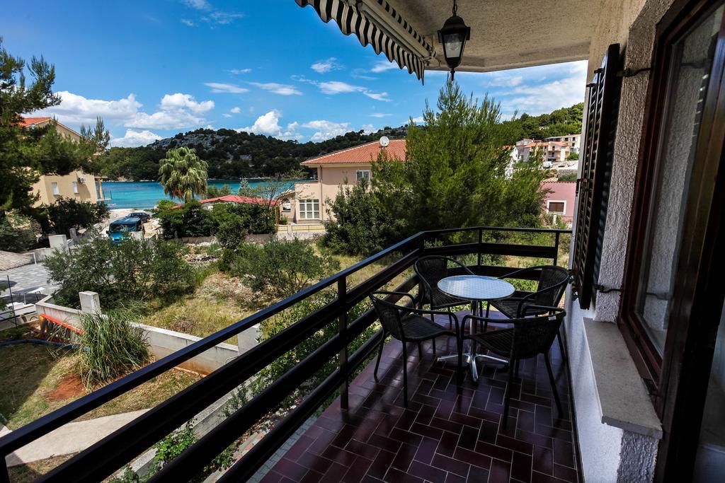 Apartments Rajna Zaboric Oda fotoğraf